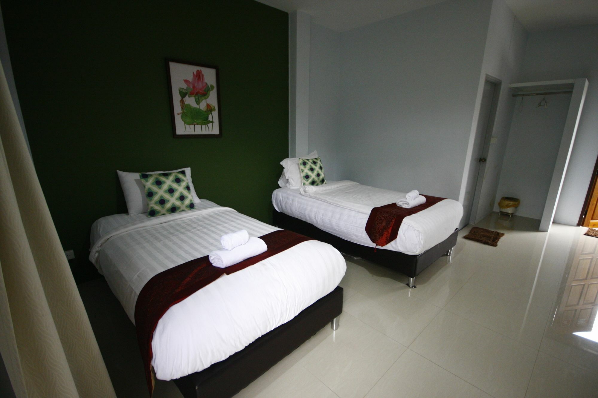 Long Lake Resort Chonburi Buitenkant foto