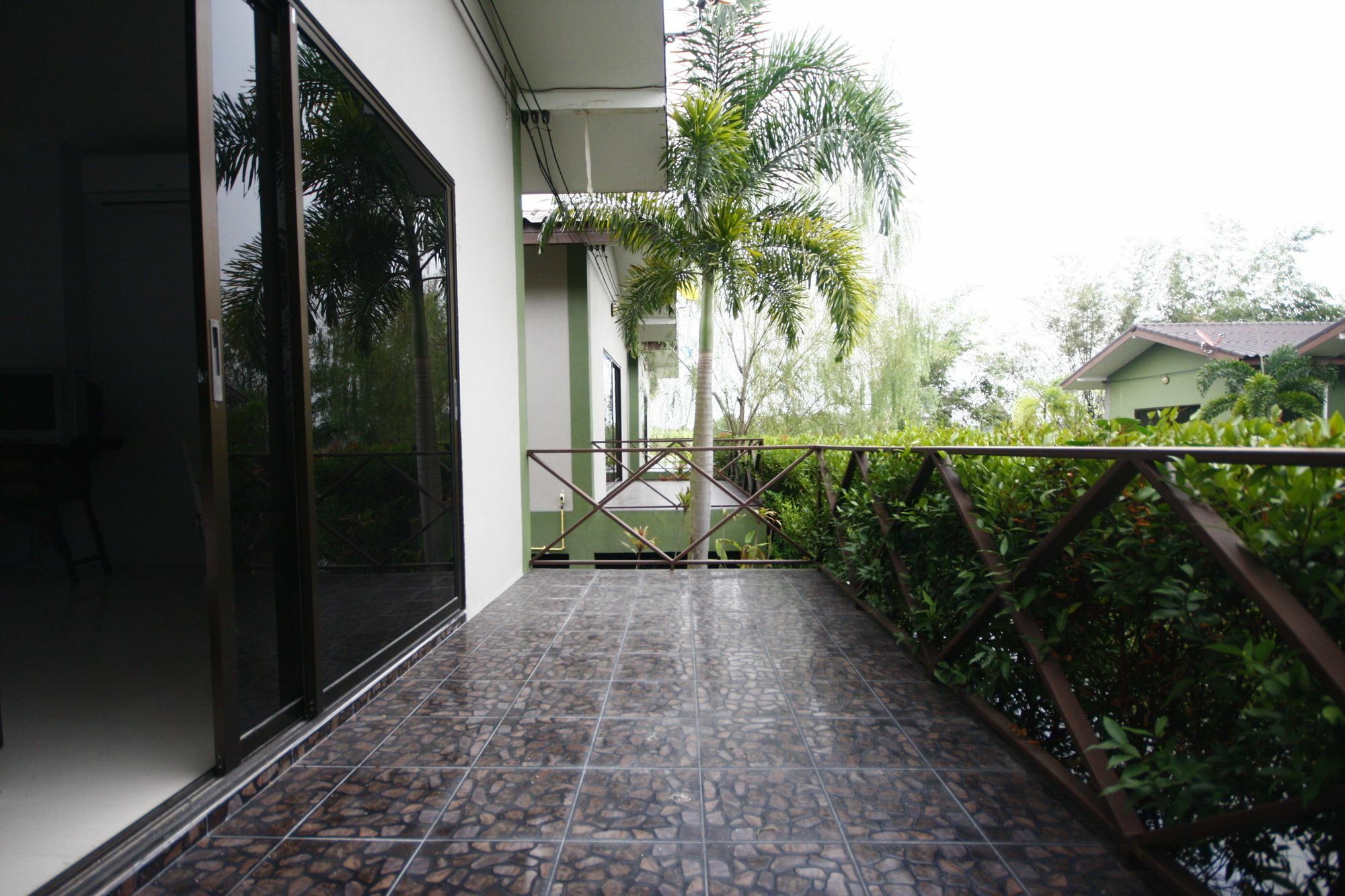 Long Lake Resort Chonburi Buitenkant foto