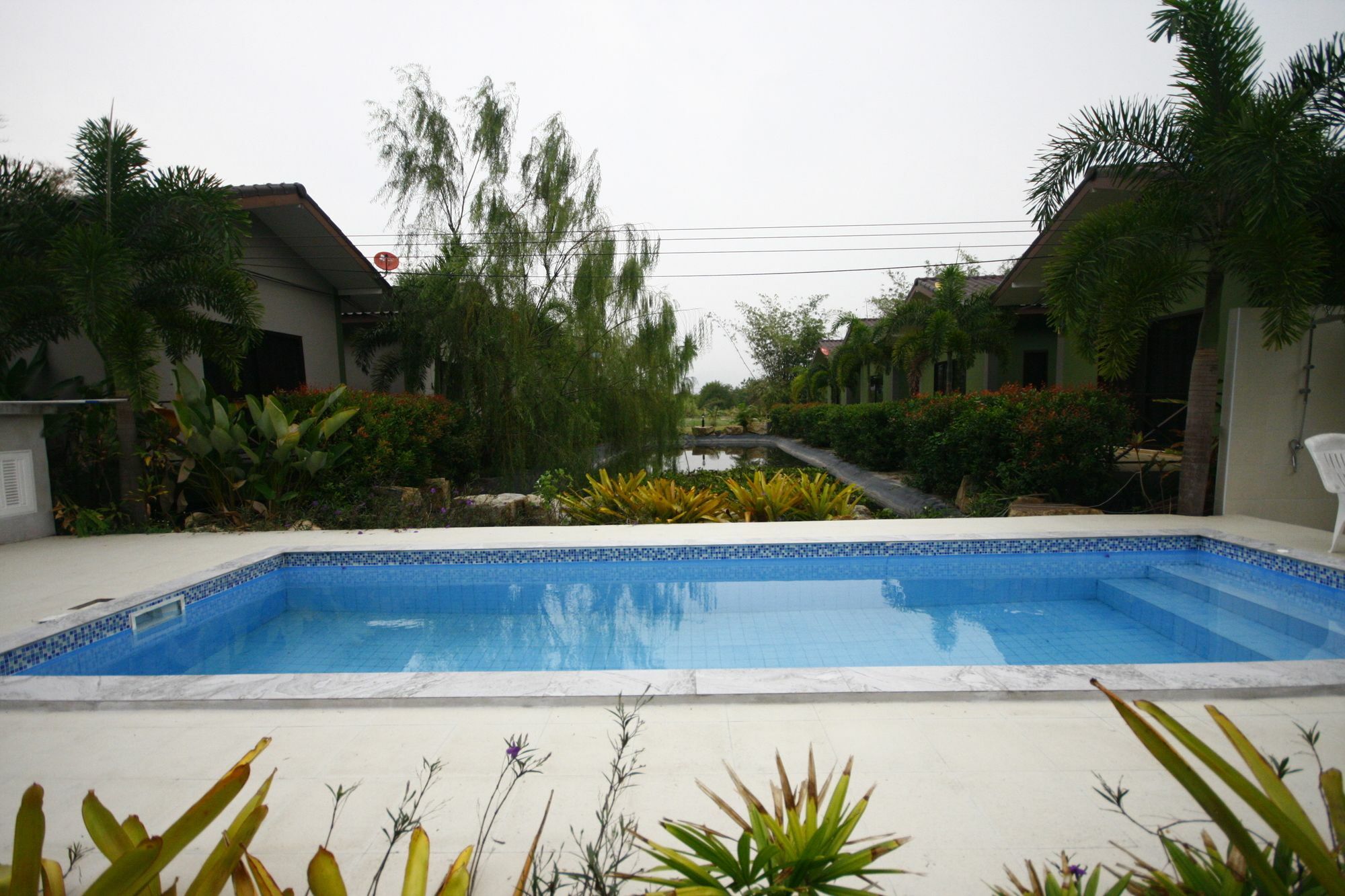 Long Lake Resort Chonburi Buitenkant foto